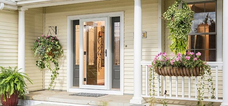 screen door installation in Belle Glade